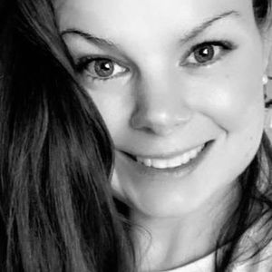 Meet your Posher, Ally